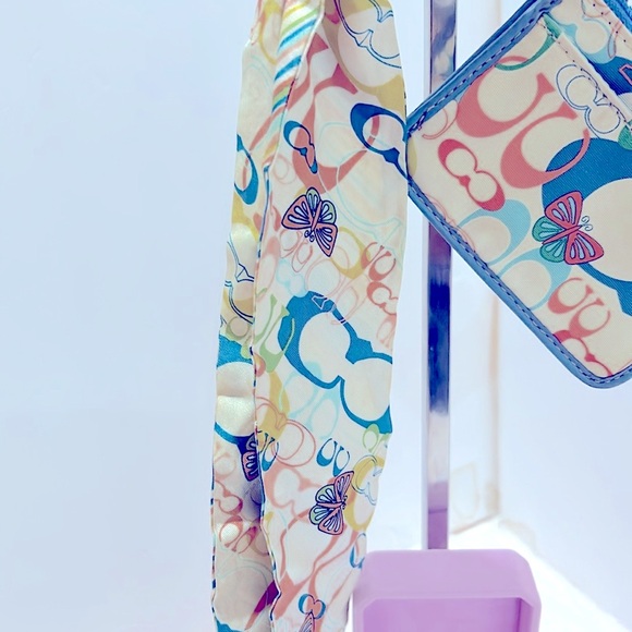 Coach Card/ID Holder LN with Coach Matching SCARF BAND , Nails 2Rings & Earrings - Picture 4 of 10